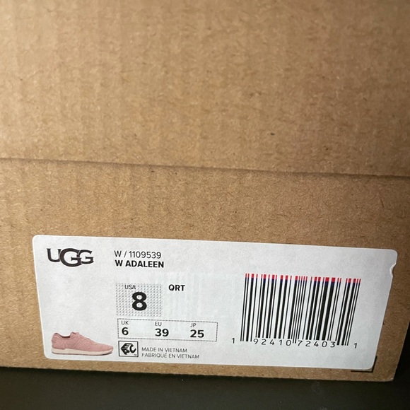 UGG Women’s Adaleen Quartz Sneakers - Picture 7 of 7